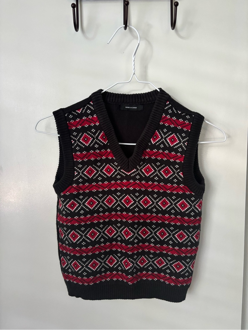 Toddler Heavy Knit Red & Black Diamond  V-Neck Ribbed Winter Sweater Vest
